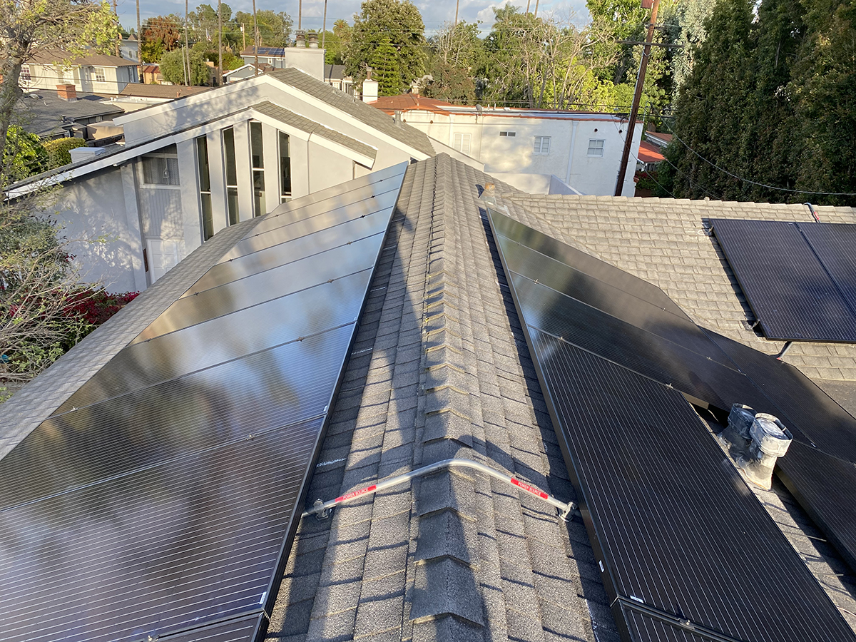 Installtion of 8kW CertainTeed solar panels with SolarEdge 7600W Inverter